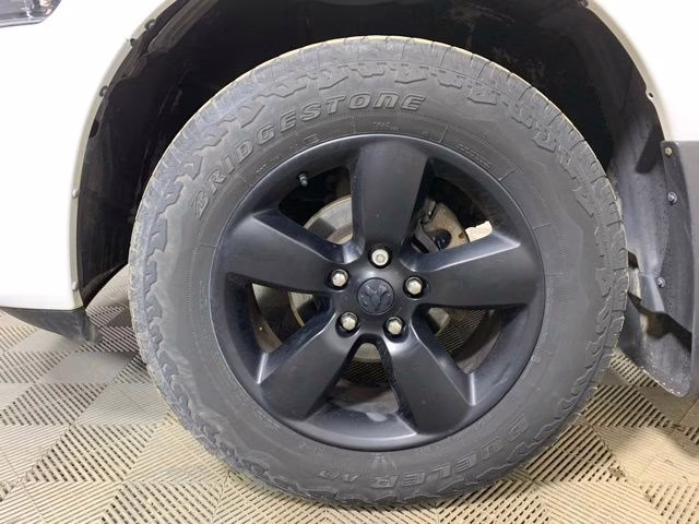 2019 Bright White Clearcoat Ram 1500 Express 4X4 Truck