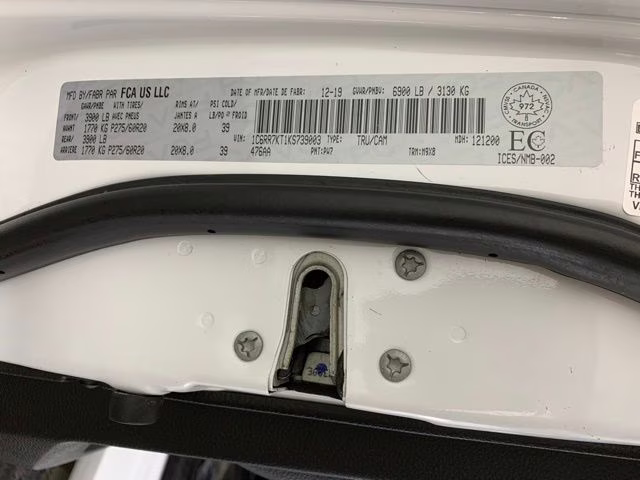 2019 Bright White Clearcoat Ram 1500 Express 4X4 Truck