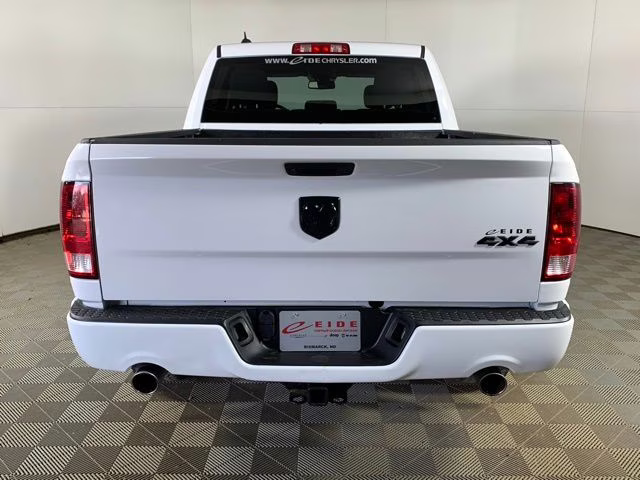 2019 Bright White Clearcoat Ram 1500 Express 4X4 Truck