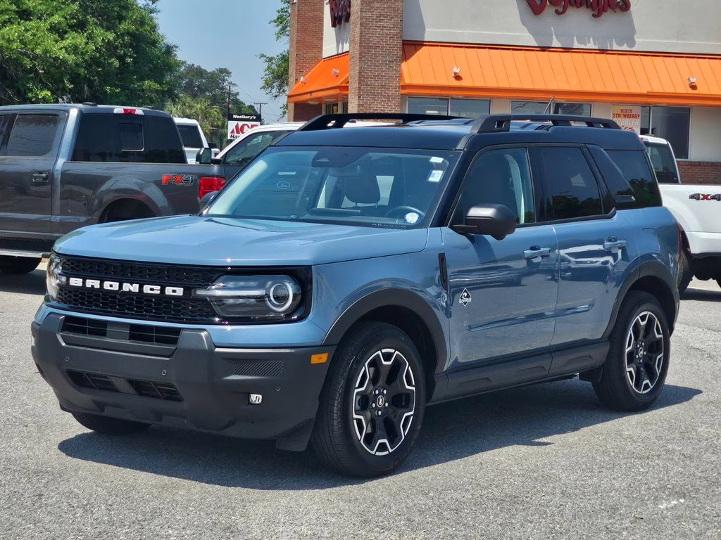 2025 Azure Gray Metallic Ford Bronco Sport Outer Banks 4X4 SUV