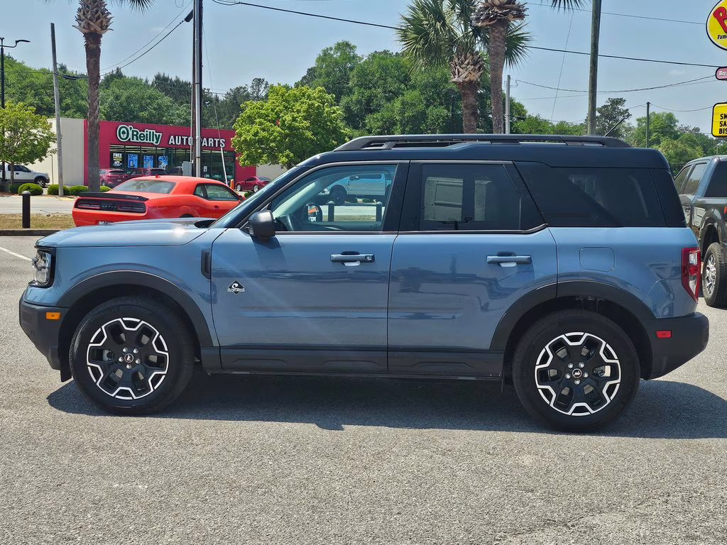 2025 Azure Gray Metallic Ford Bronco Sport Outer Banks 4X4 SUV
