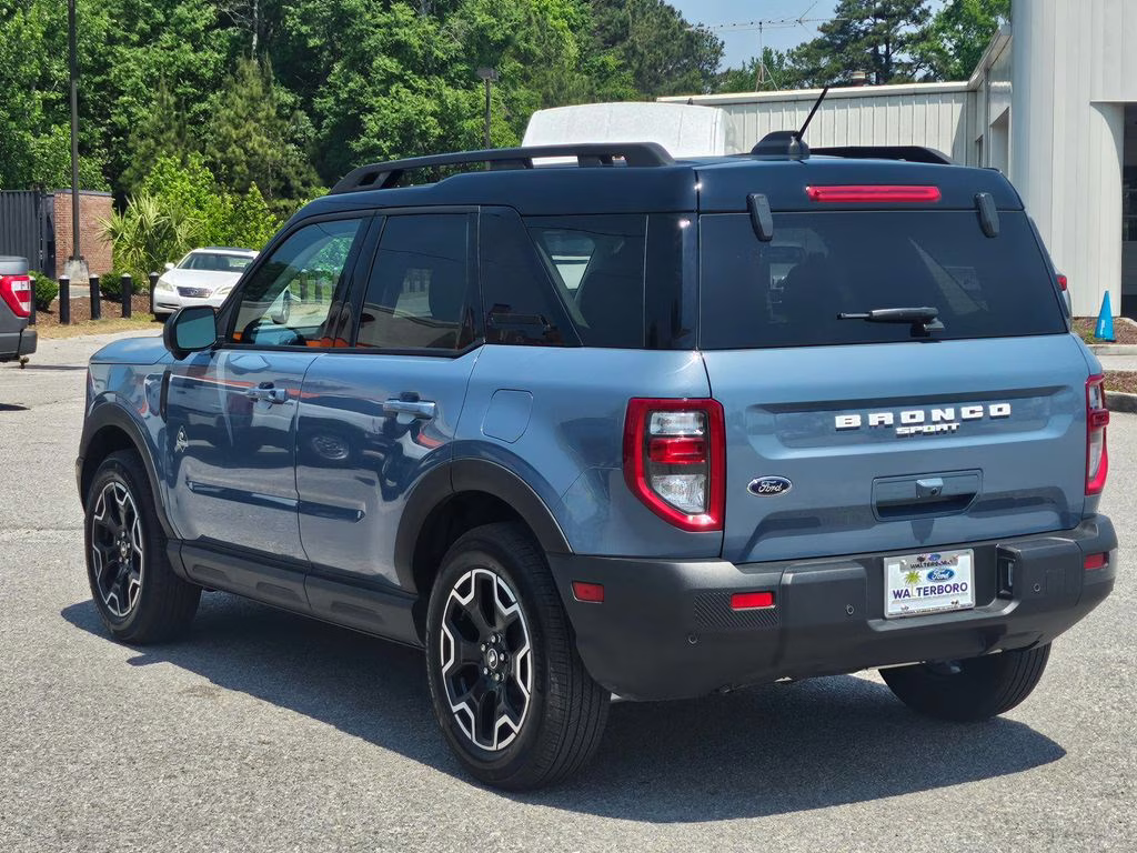 2025 Azure Gray Metallic Ford Bronco Sport Outer Banks 4X4 SUV
