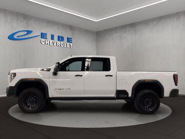 2025 Summit White GMC Sierra 2500HD AT4X 4X4 Truck