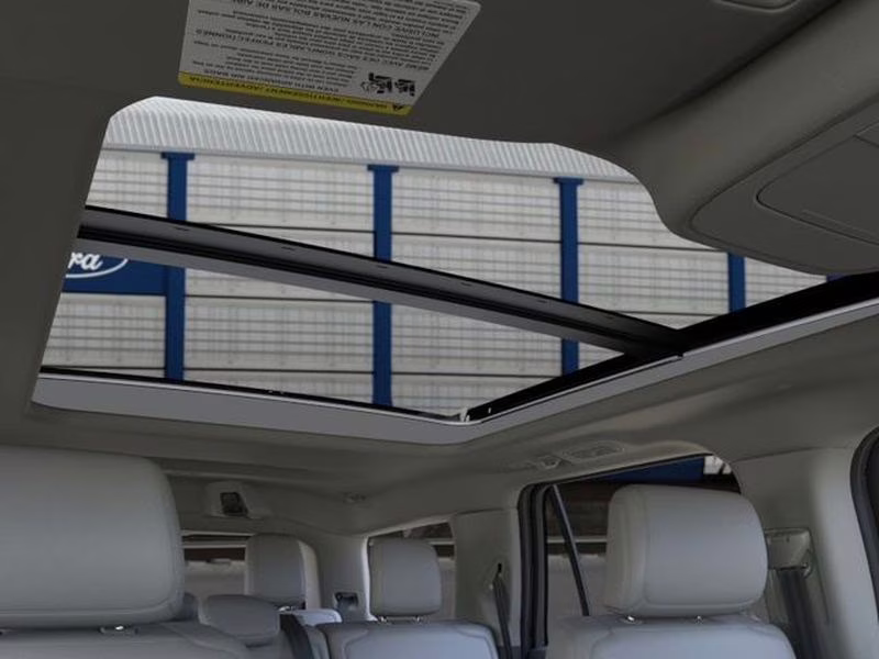 2026 Star White Metallic Tri-Coat Ford Expedition Active RWD SUV