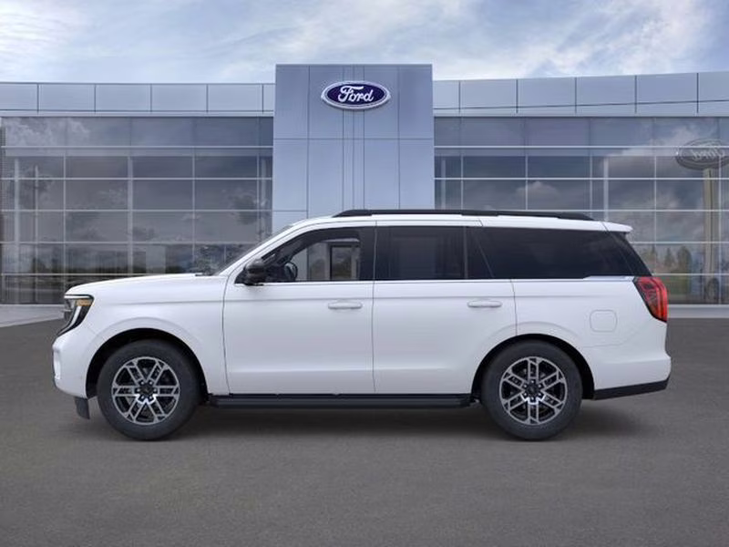 2026 Star White Metallic Tri-Coat Ford Expedition Active RWD SUV