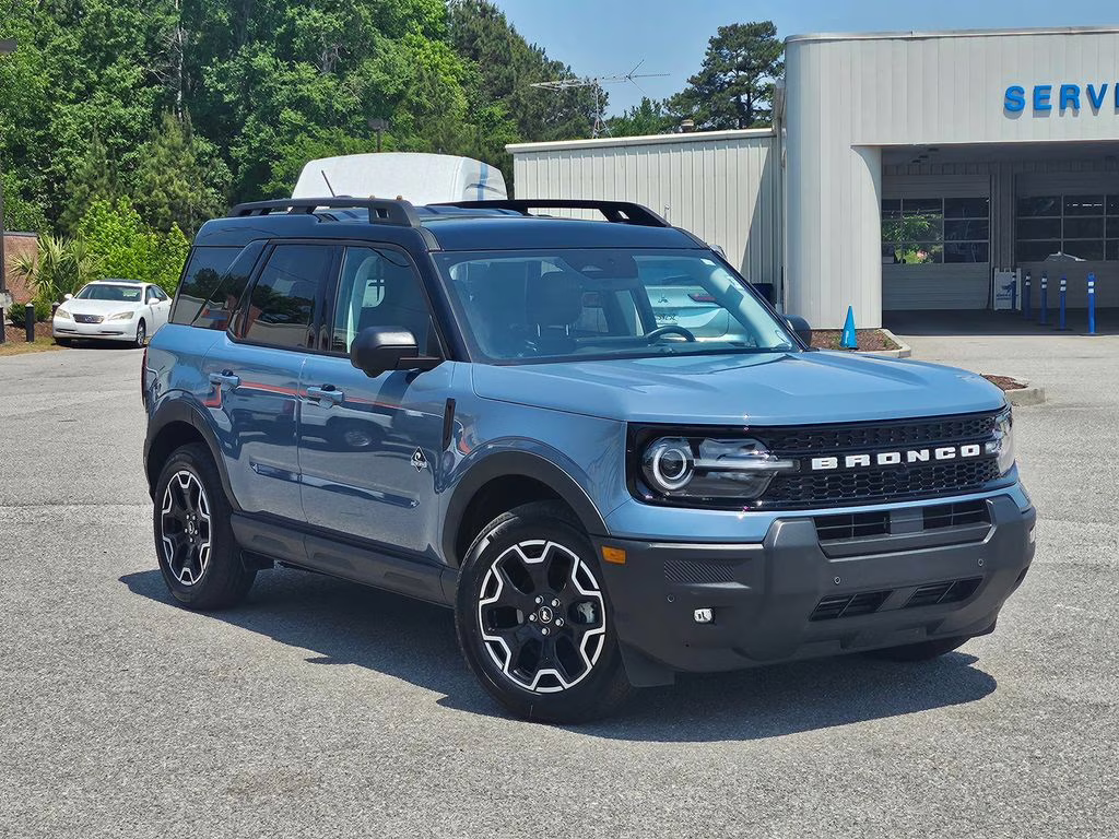 2025 Azure Gray Metallic Ford Bronco Sport Outer Banks 4X4 SUV