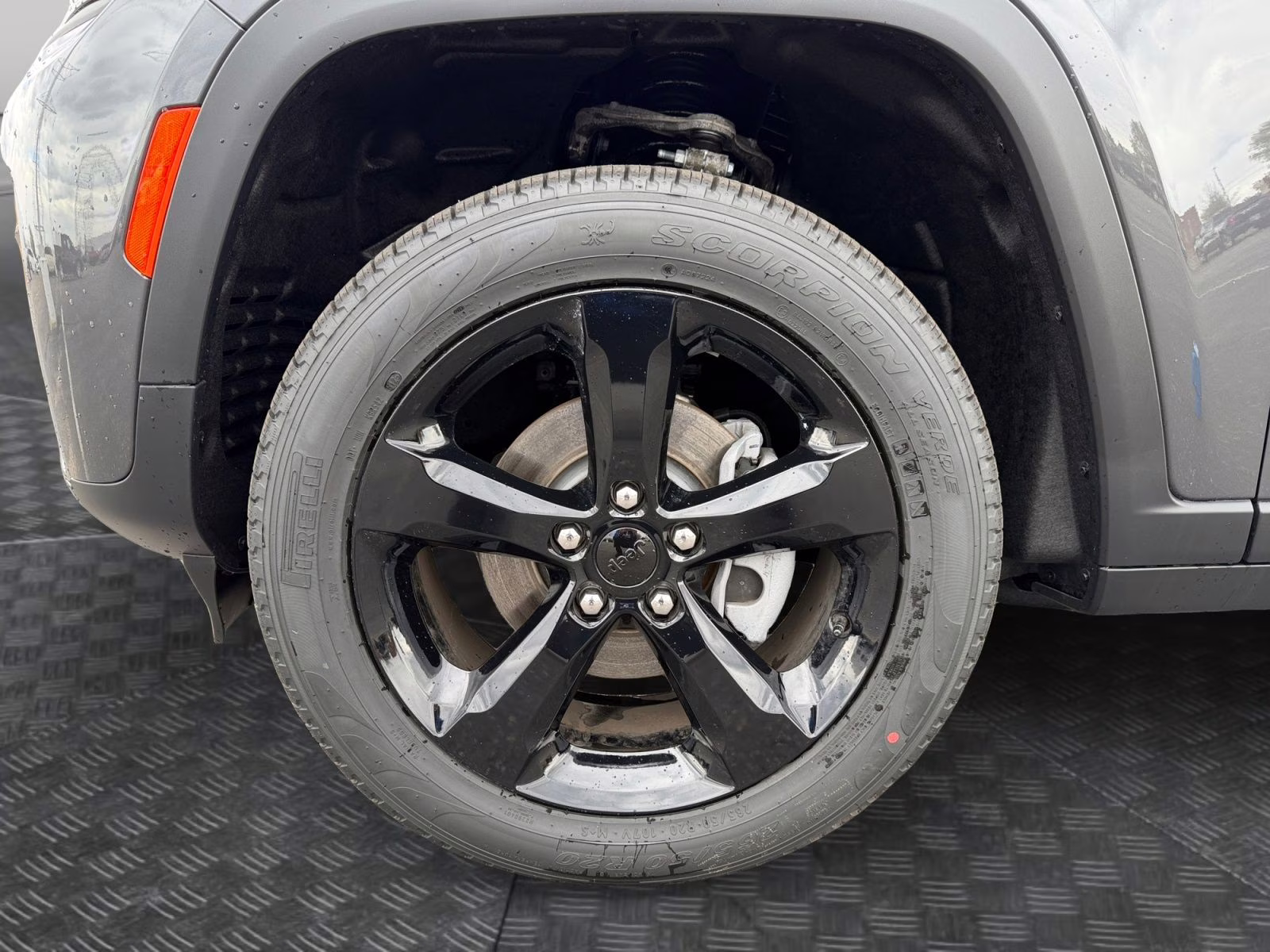 2026 Baltic Gray Metallic Clearcoat Jeep Grand Cherokee Limited 4X4 SUV