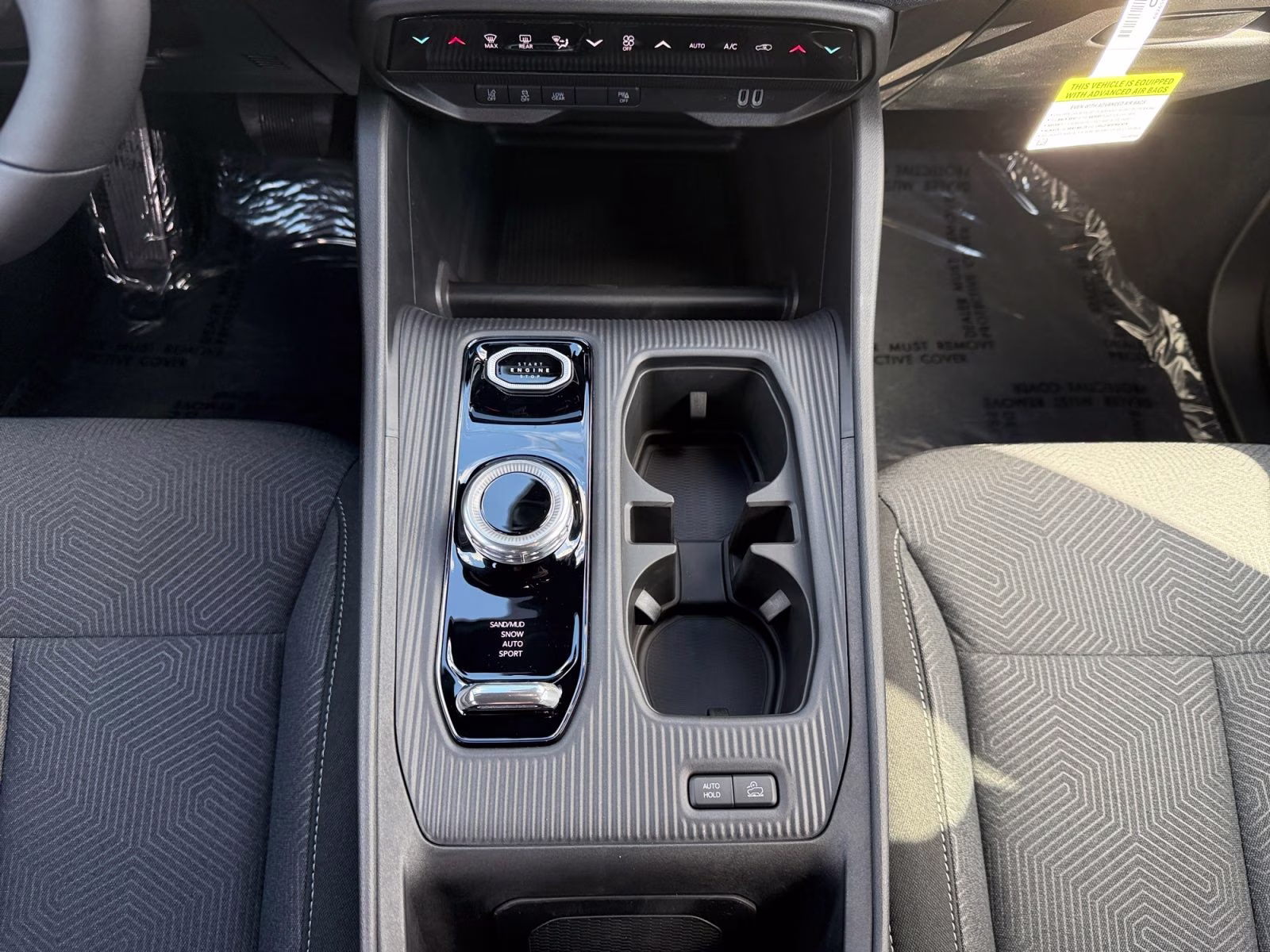 2026 Bright White Clearcoat Jeep Cherokee Laredo 4X4 SUV