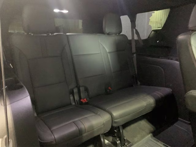 2024 Summit White Chevrolet Suburban RST 4X4 SUV