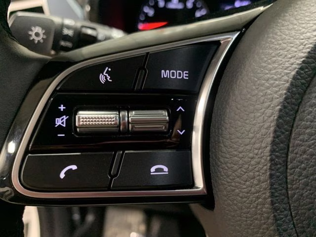 2023 Snow White Pearl Kia Seltos S AWD SUV