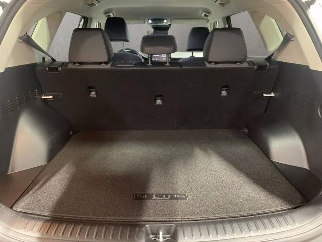 2023 Snow White Pearl Kia Seltos S AWD SUV