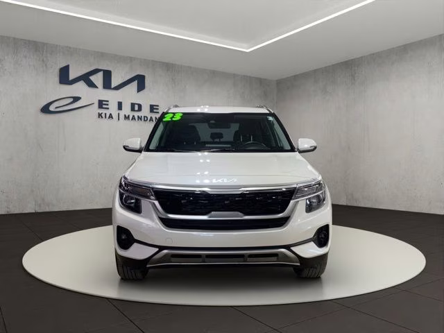 2023 Snow White Pearl Kia Seltos S AWD SUV