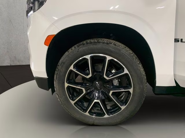 2024 Summit White Chevrolet Suburban RST 4X4 SUV