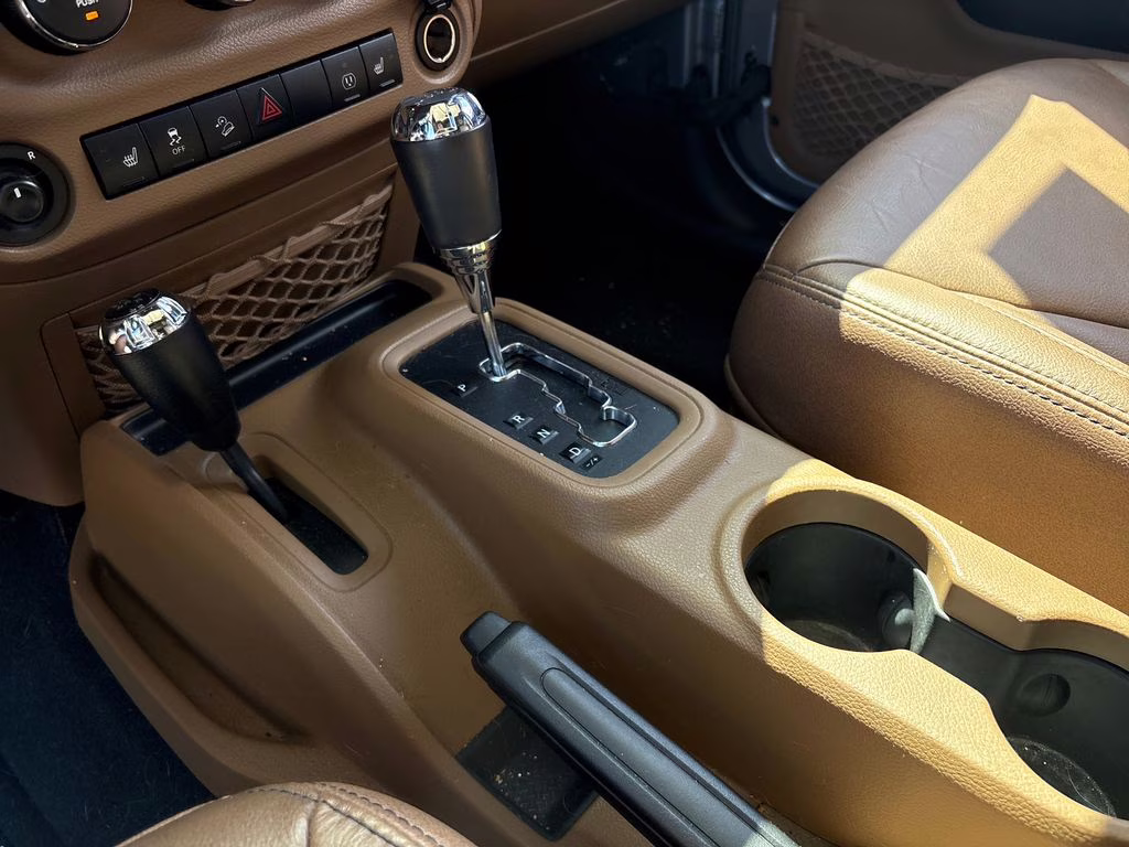 2016 Billet Silver Metallic Clearcoat Jeep Wrangler Unlimited Sahara 4X4 SUV