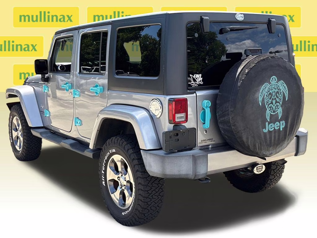 2016 Billet Silver Metallic Clearcoat Jeep Wrangler Unlimited Sahara 4X4 SUV