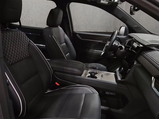 2025 Sterling Metallic GMC Acadia Denali AWD SUV