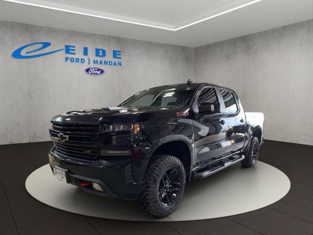 2020 Black Chevrolet Silverado 1500 LT Trail Boss 4X4 Truck