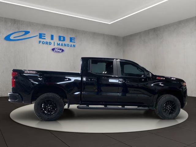 2020 Black Chevrolet Silverado 1500 LT Trail Boss 4X4 Truck