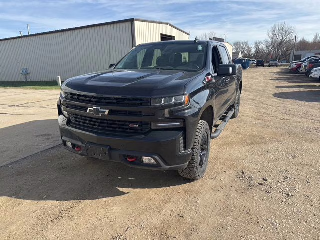 2020 Black Chevrolet Silverado 1500 LT Trail Boss 4X4 Truck