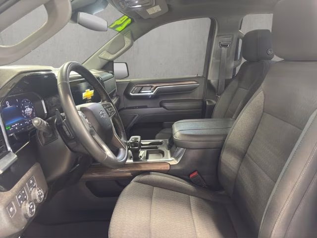 2024 Summit White Chevrolet Silverado 1500 RST 4X4 Truck