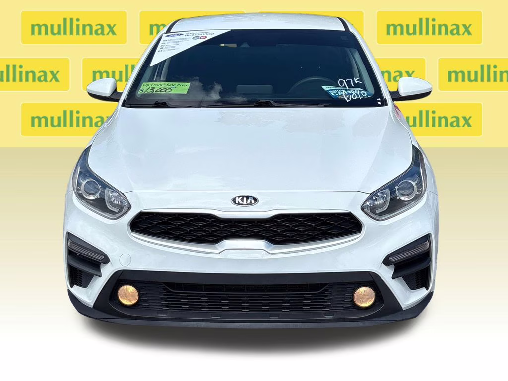 2021 Clear White Kia Forte FE FWD Sedan