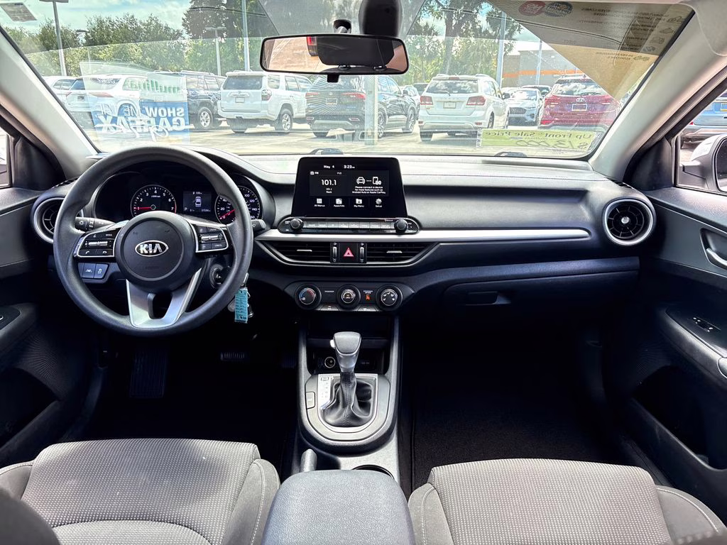 2021 Clear White Kia Forte FE FWD Sedan