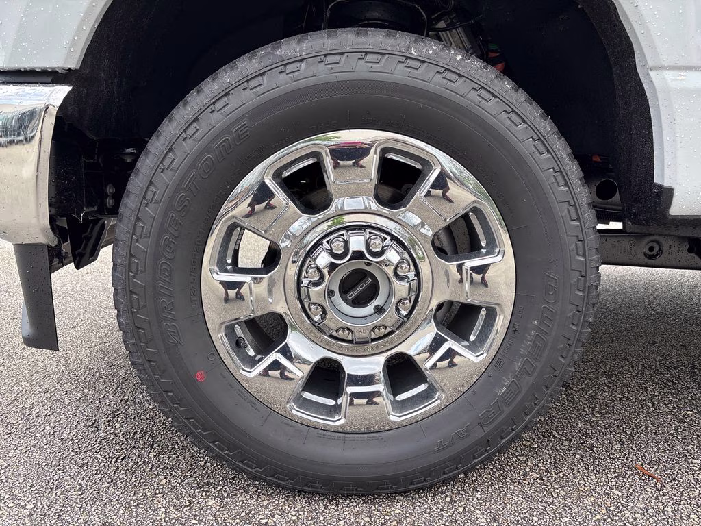 2026 Avalanche Ford Super Duty F-250 SRW Lariat 4X4 Truck