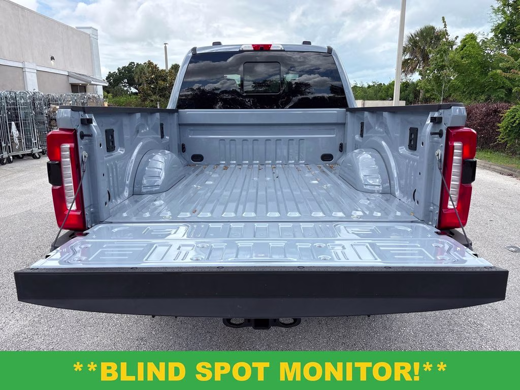 2026 Glacier Gray Metallic Tri-Coat Ford Super Duty F-250 SRW Lariat 4X4 Truck