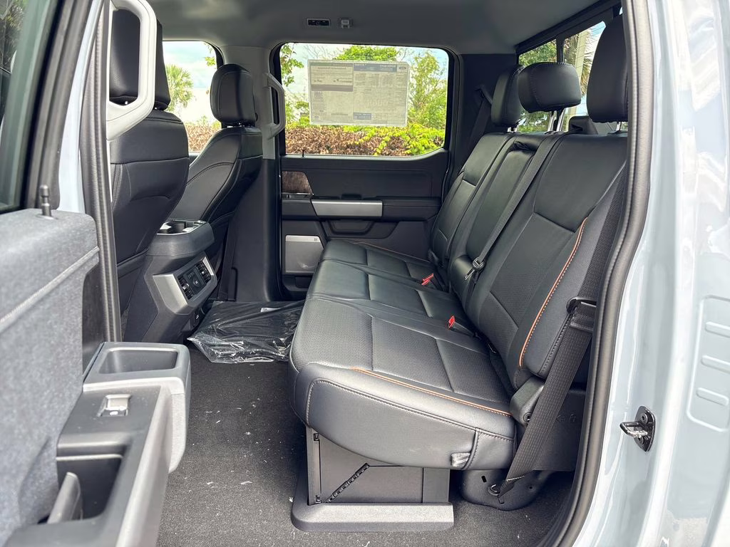 2026 Gray Ford Super Duty F-250 SRW Lariat 4X4 Truck