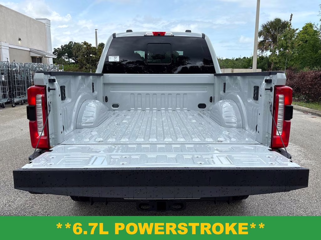 2026 Avalanche Ford Super Duty F-250 SRW Lariat 4X4 Truck