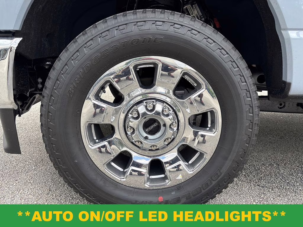 2026 Gray Ford Super Duty F-250 SRW Lariat 4X4 Truck