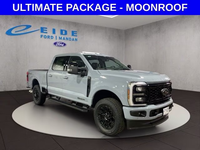 2026 Glacier Gray Metallic Tri-Coat Ford Super Duty F-350 SRW Lariat Black Appearance 4X4 Truck