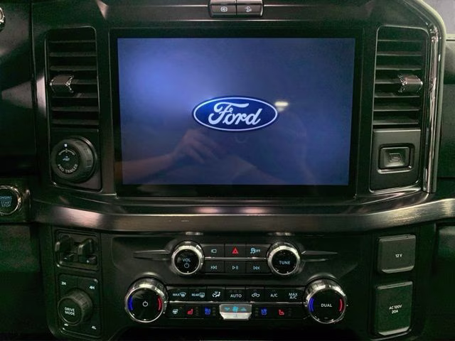 2026 Gray Ford Super Duty F-350 SRW Lariat 4X4 Truck
