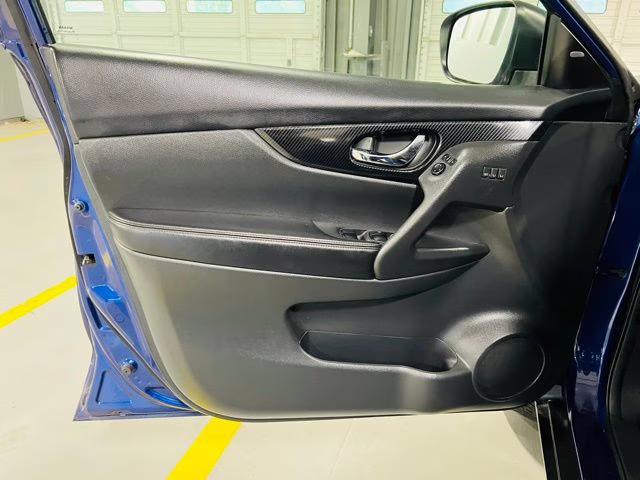 2018 Caspian Blue Nissan Rogue SL AWD SUV
