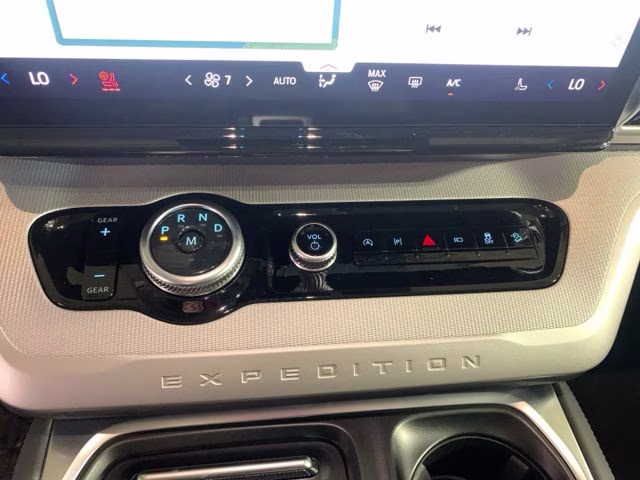 2026 Dark Matter Gray Metallic Ford Expedition Active 4X4 SUV