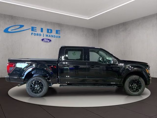 2026 Agate Black Metallic Ford F-150 XLT Black Appearance 4X4 Truck
