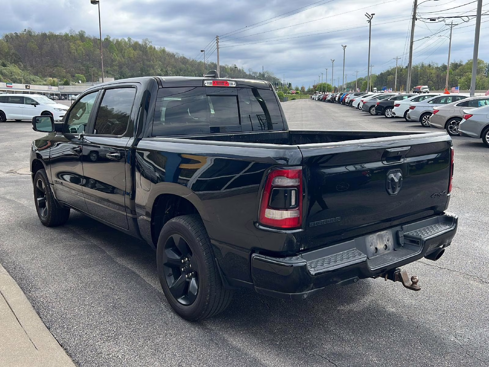 2019 Diamond Black Crystal Pearlcoat Ram 1500 Big Horn/Lone Star 4X4 Truck