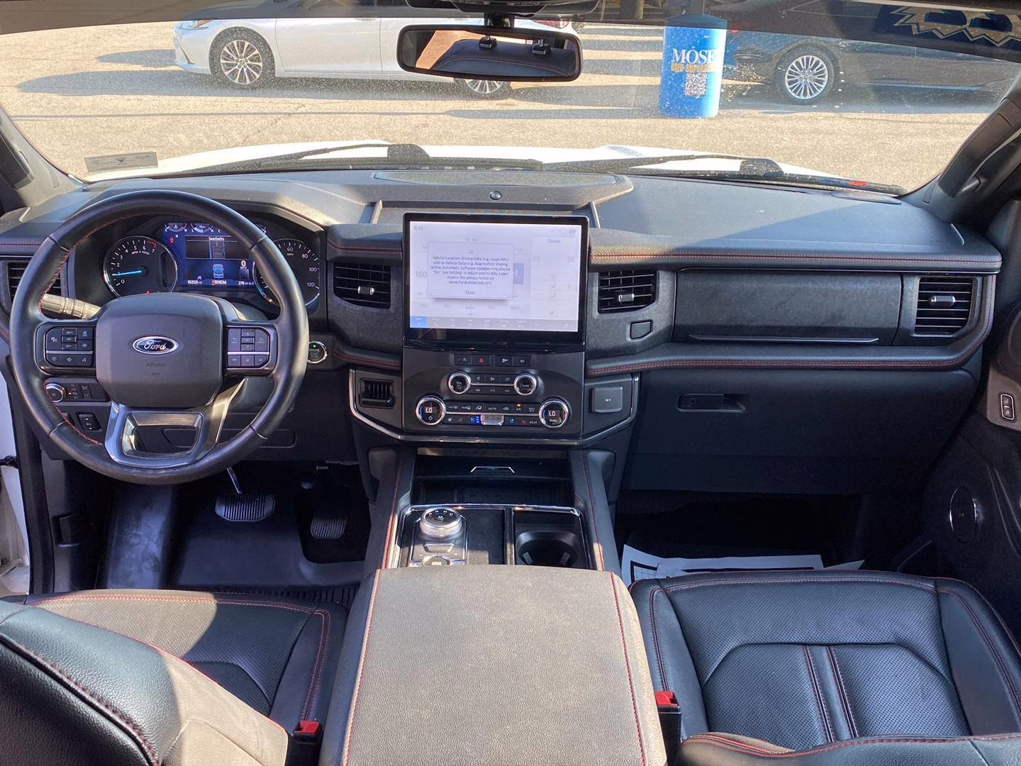 2022 Star White Metallic Tri-Coat Ford Expedition Max Limited 4X4 SUV