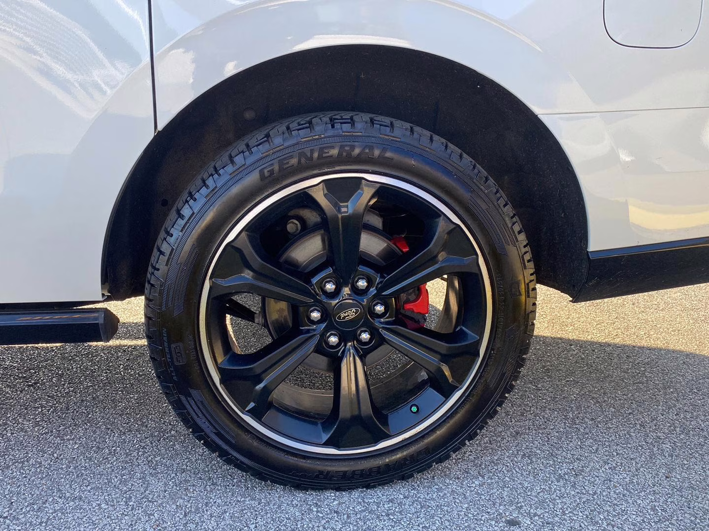 2022 Star White Metallic Tri-Coat Ford Expedition Max Limited 4X4 SUV