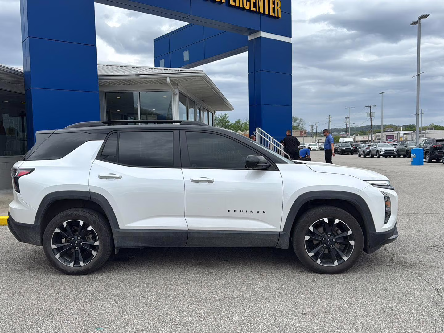 2025 Iridescent Pearl Tricoat Chevrolet Equinox AWD RS AWD SUV