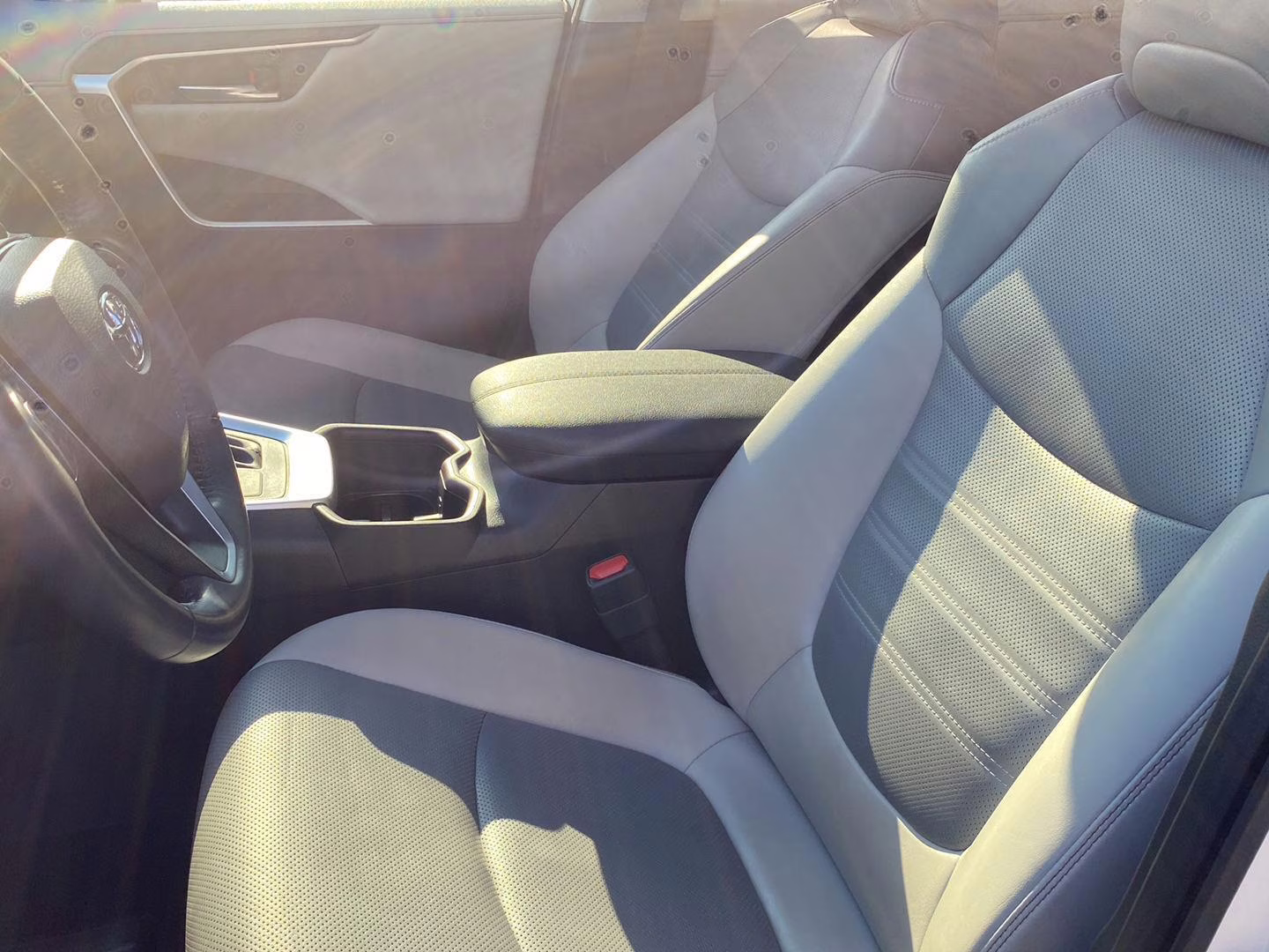 2022 Blizzard Pearl Toyota RAV4 Hybrid Limited AWD SUV