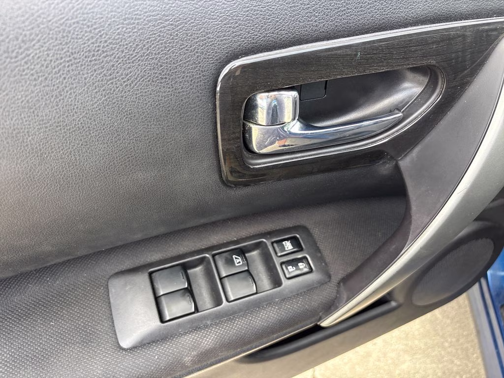 2009 Indigo Blue Metallic Nissan Rogue SL FWD SUV