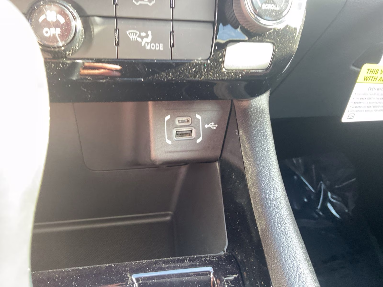 2026 Bright White Clearcoat Jeep Compass Latitude 4X4 SUV