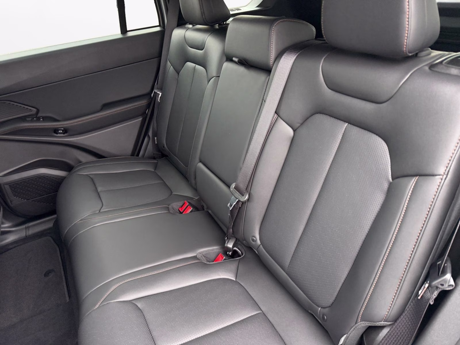 2026 Silver Zynith Clearcoat Jeep Cherokee Limited 4X4 SUV