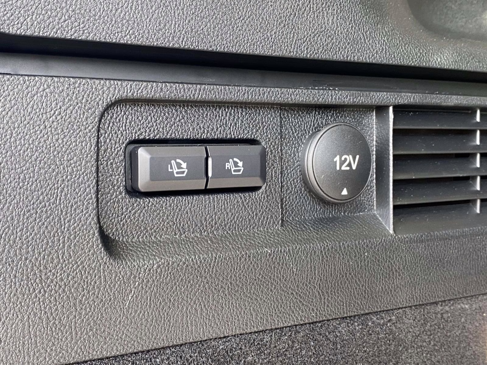 2023 Radiance Metallic Lincoln Nautilus Reserve AWD SUV