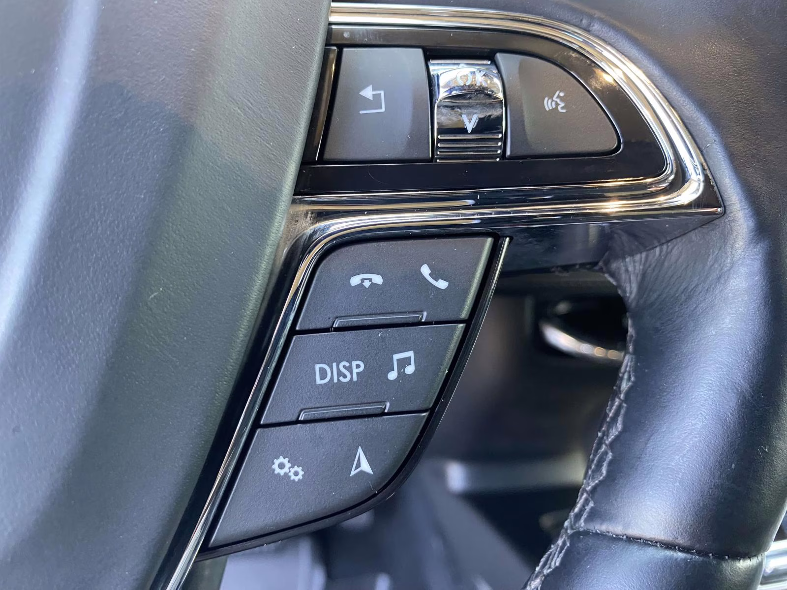 2023 Radiance Metallic Lincoln Nautilus Reserve AWD SUV