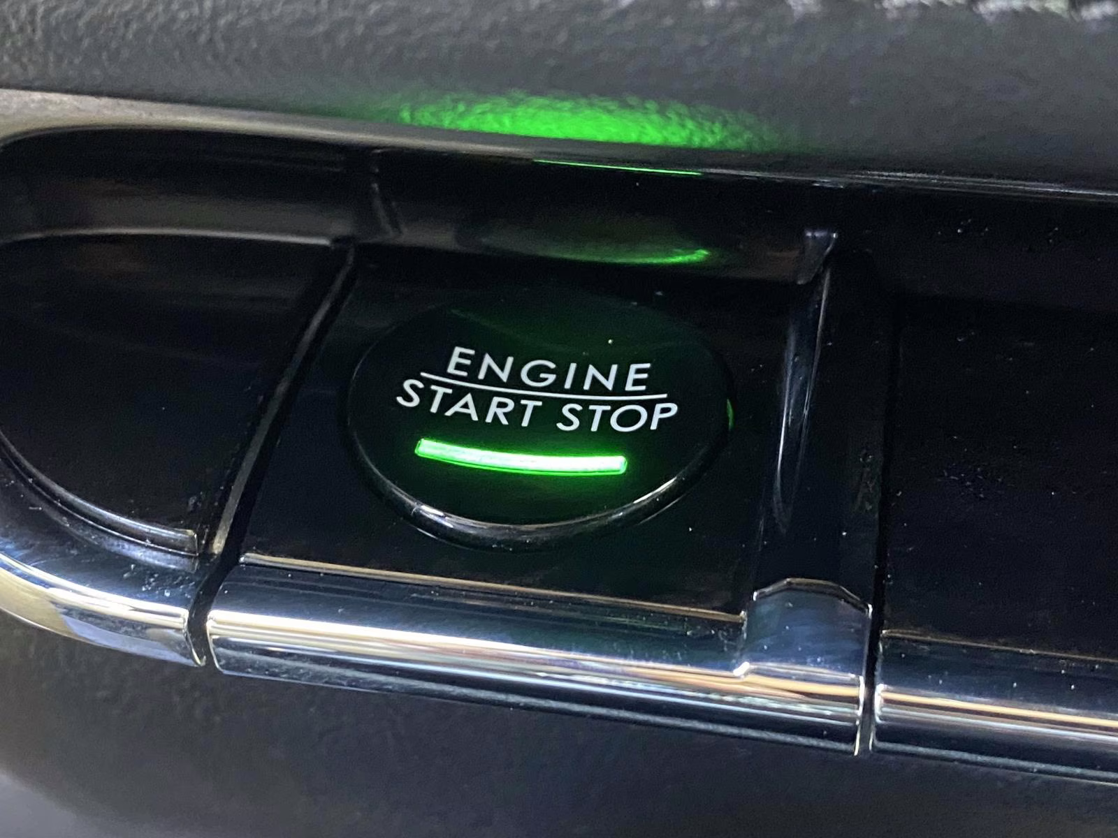 2023 Radiance Metallic Lincoln Nautilus Reserve AWD SUV