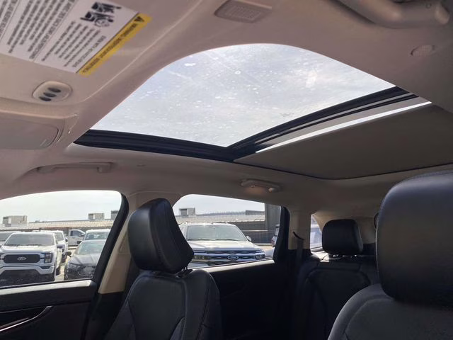 2023 Radiance Metallic Lincoln Nautilus Reserve AWD SUV