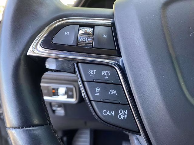 2023 Radiance Metallic Lincoln Nautilus Reserve AWD SUV