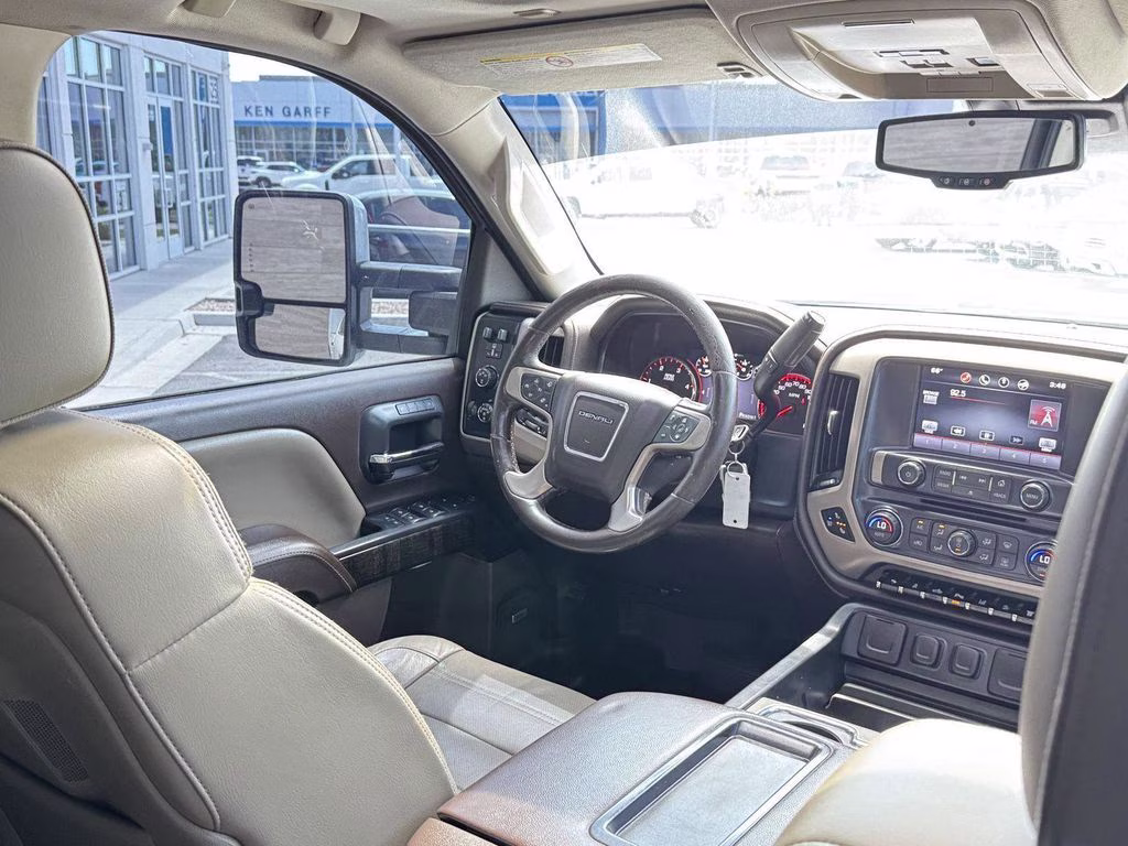 2015 Summit White GMC Sierra 2500HD Denali 4X4 Truck